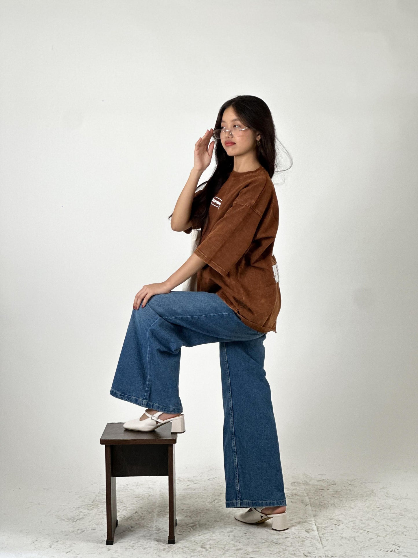 FIVE SLEEVE OVERSEIZED TSHIRT OPTICAL WASH WITH BACK EMBROIDERY
