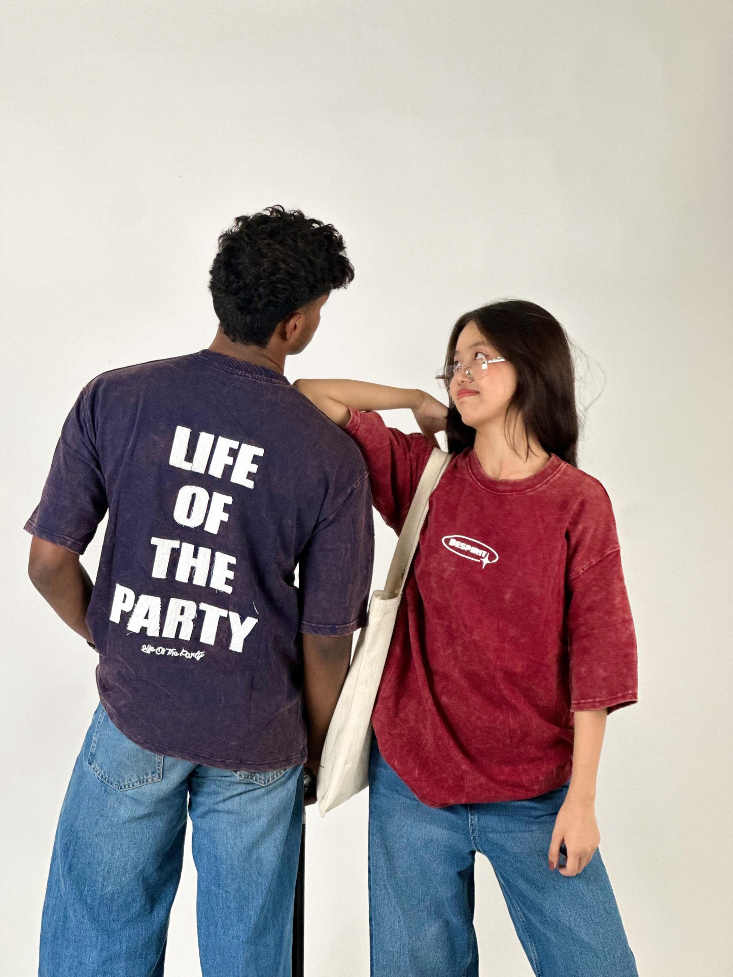 FIVE SLEEVE OVERSEIZED TSHIRT OPTICAL WASH WITH BACK EMBROIDERY
