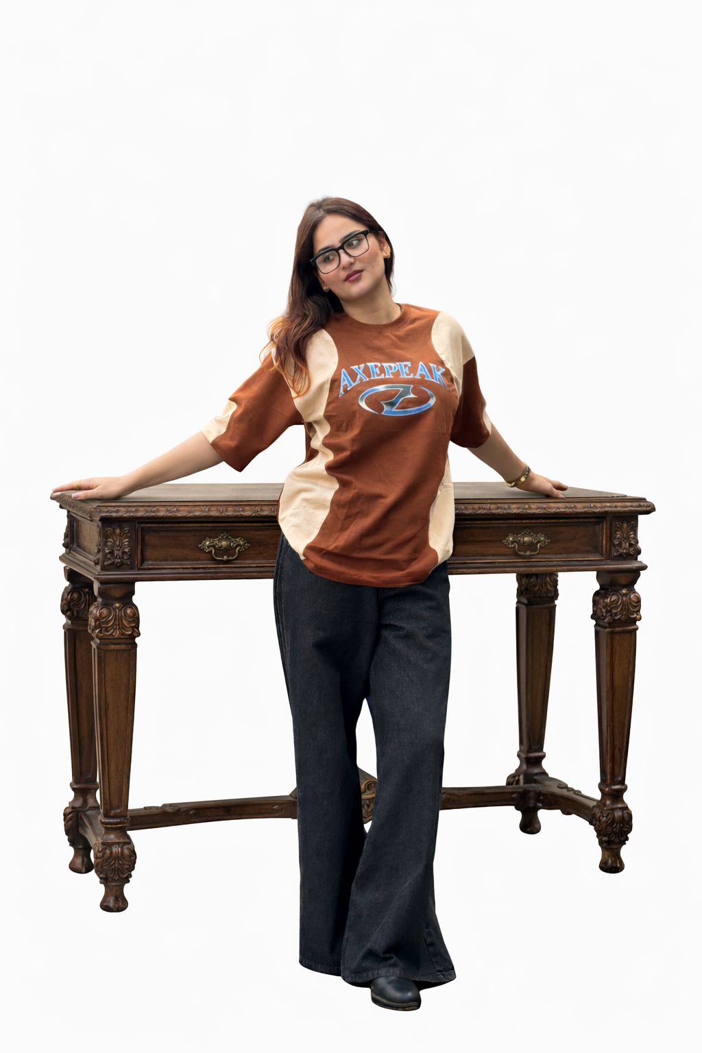 OVERSEIZED TSHIRT WITH CUTTENS AND PRINT