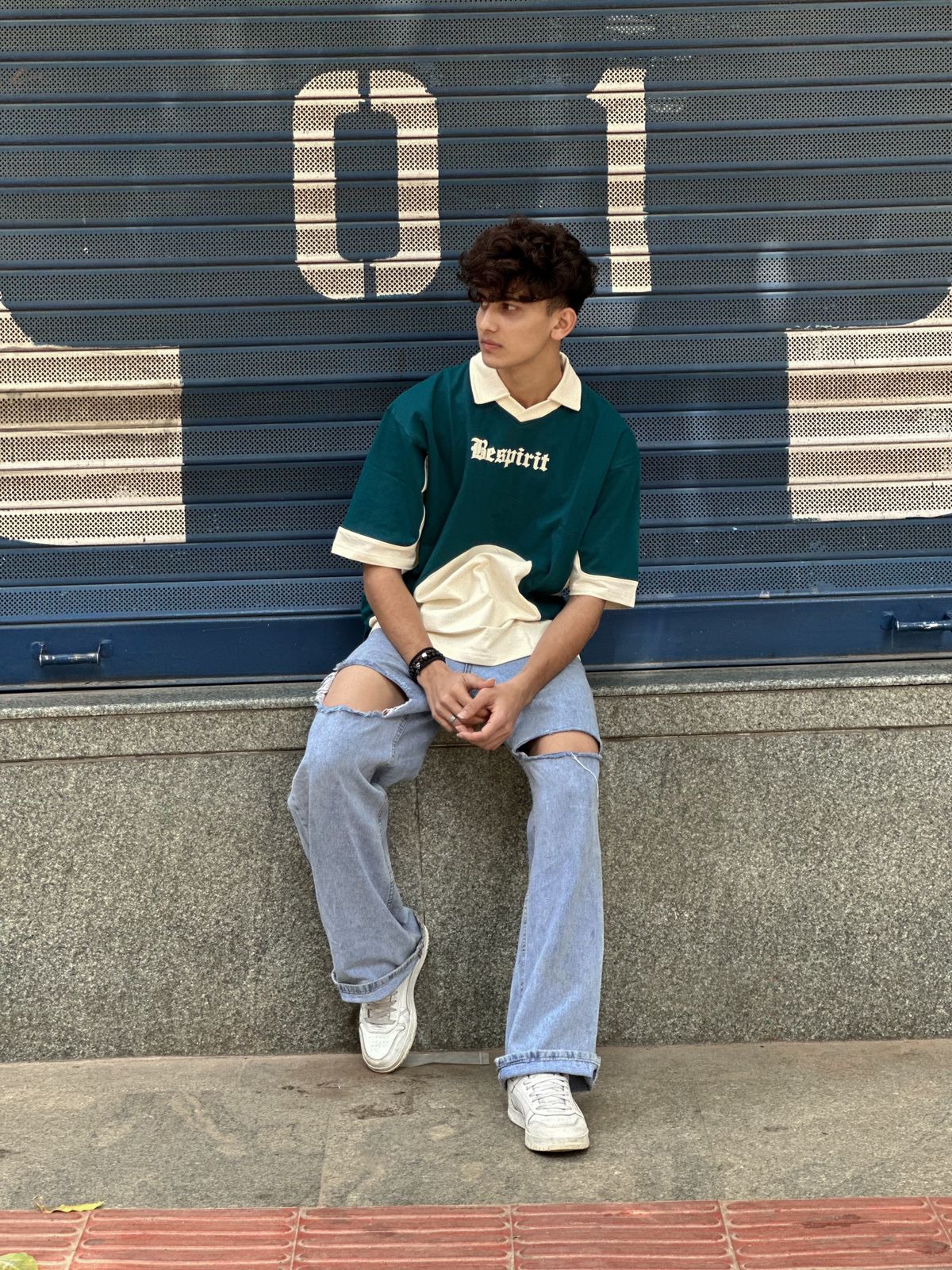 Fivesleeve oversized t-shirt with collar neck - My Store