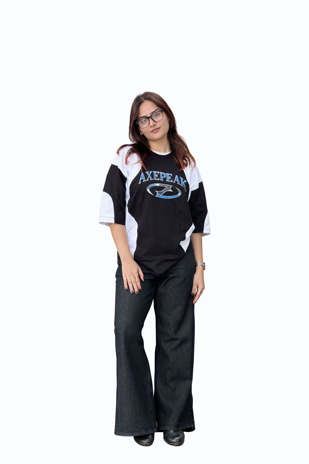 OVERSEIZED TSHIRT WITH CUTTENS AND PRINT