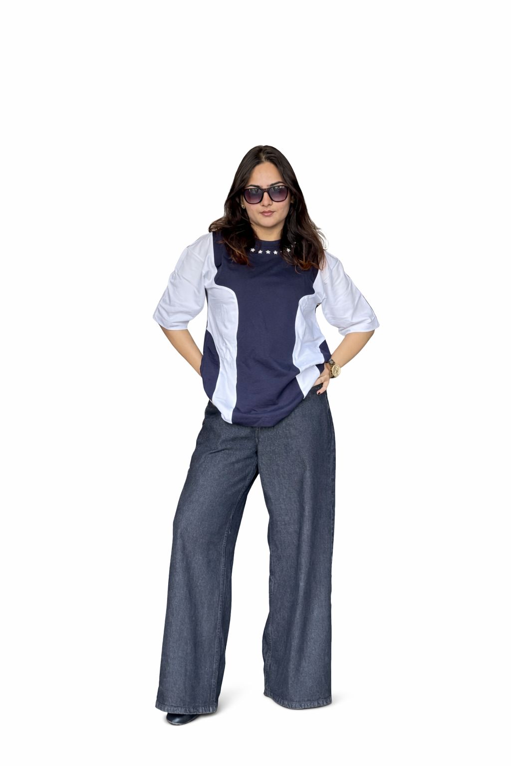 OVERSEIZED TSHIRT WITH CUTTENS AND PRINT