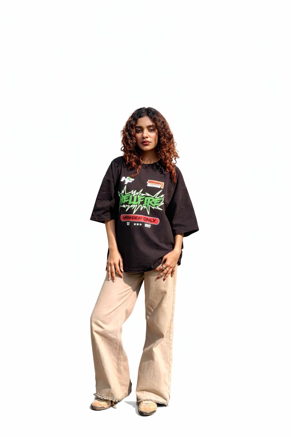 OVERSEIZED TSHIRT WITH CUTTENS AND PRINT